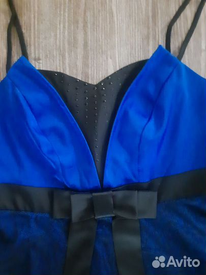 Вечернее платье