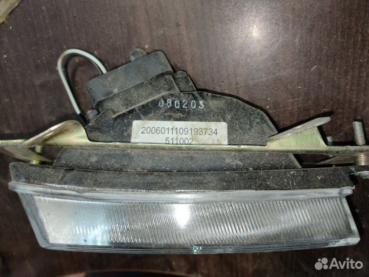 Фара противотуманная правая Sma C52/C81/C61 2005