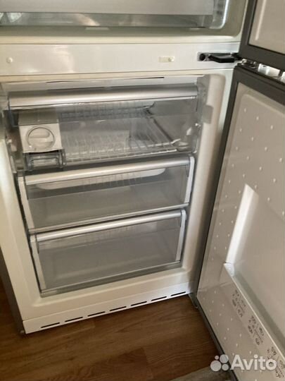 Холодильник Bosh KGN 36S54/12