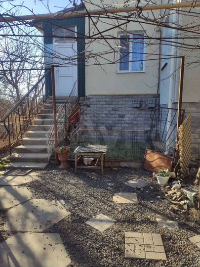 Дом 186 м² на участке 6,5 сот.