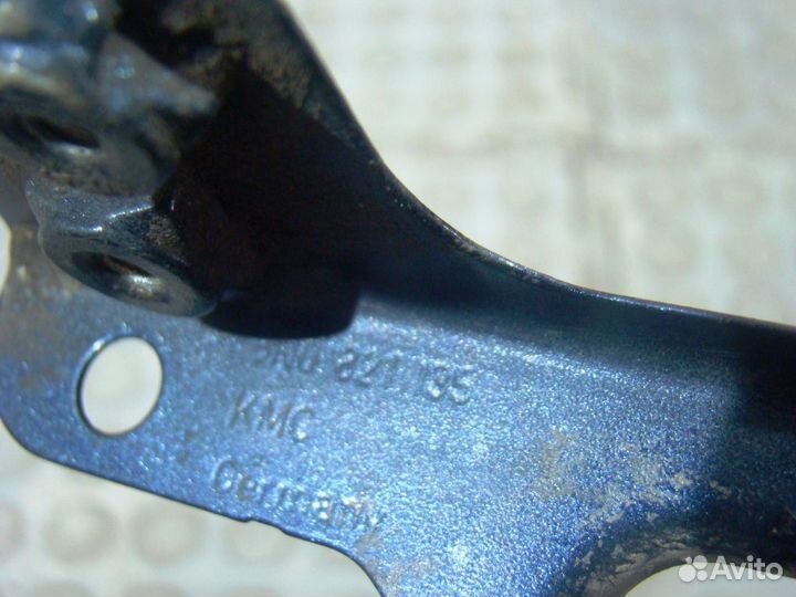 VW Tiguan 1 Кронштейн крепления крыла левый