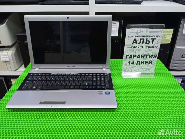 Ноутбук Samsung rv515 e450/4gb/250gb/hd6470m