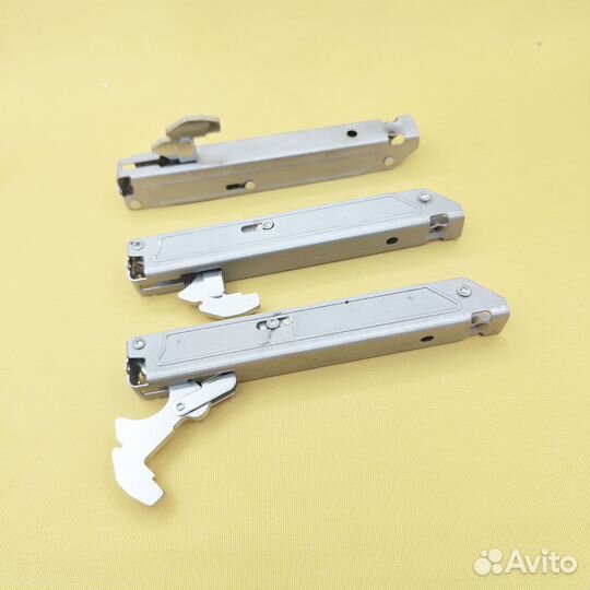 Петля двери духовки для плиты Горенье Gorenje