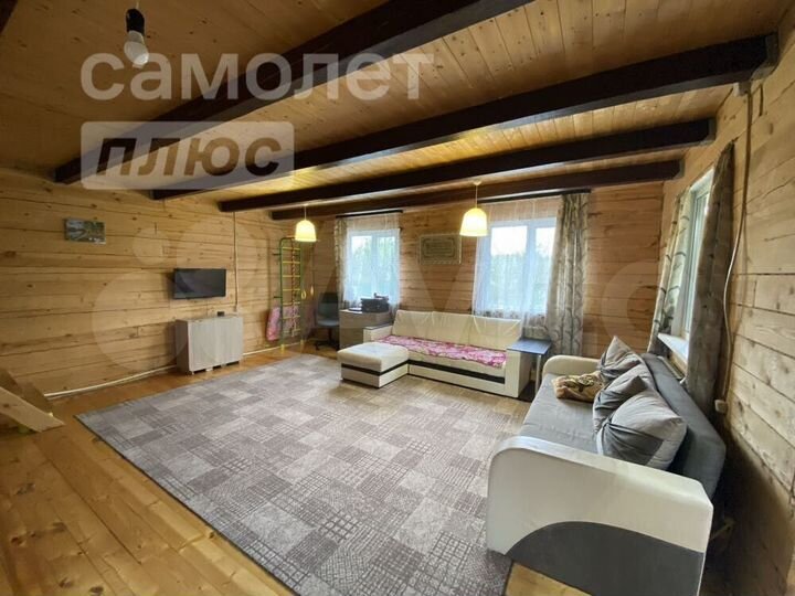 Дом 98 м² на участке 4 сот.