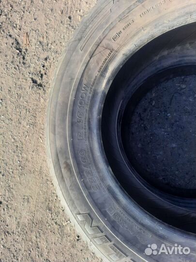 Michelin  Defender XT 235/60 R16