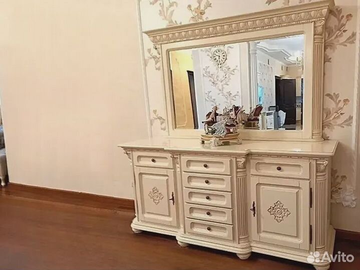 Зеркало для буфета 