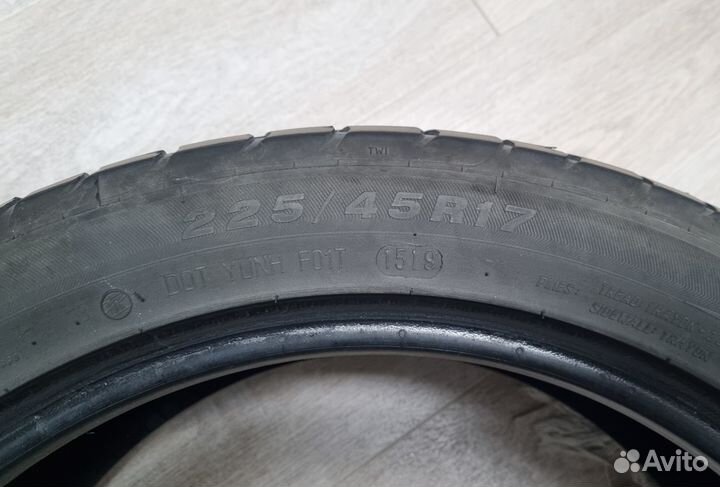 Viatti Strada Asimmetrico 225/45 R17 94V