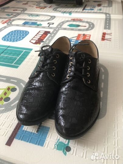 Туфли женске