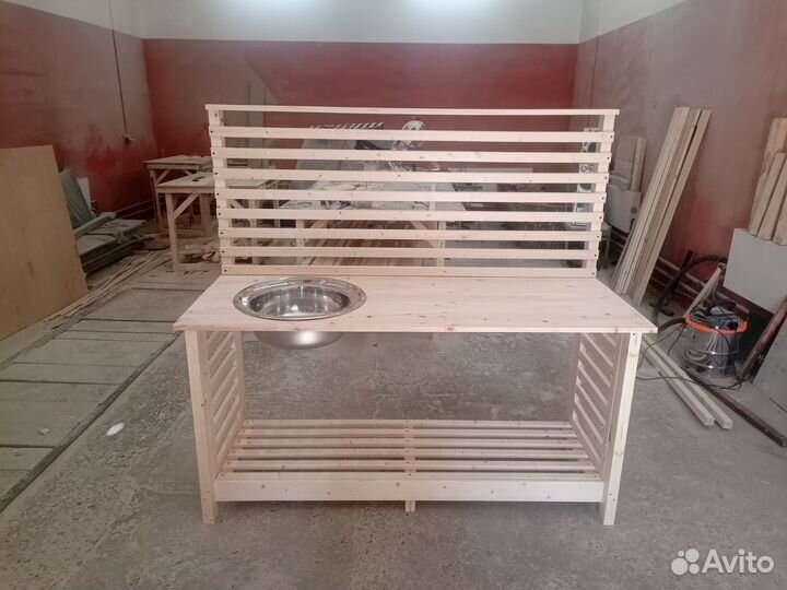 Уличная мини-кухня для дачи