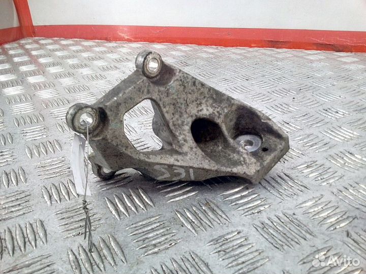 Кронштейн двигателя Cadillac SRX 2006 10360747