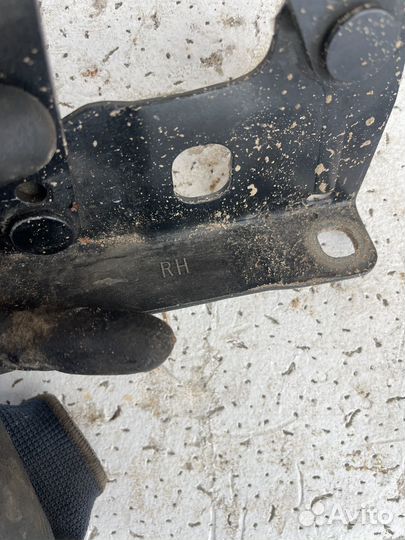 Петли капота range rover l322