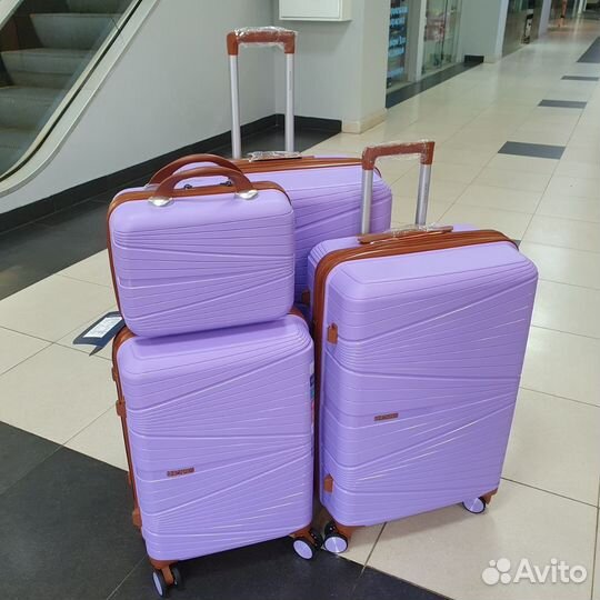 Чемоданы новинки