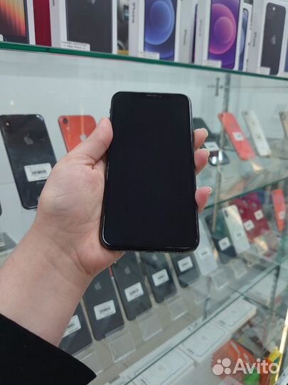 iPhone Xs, 256 ГБ