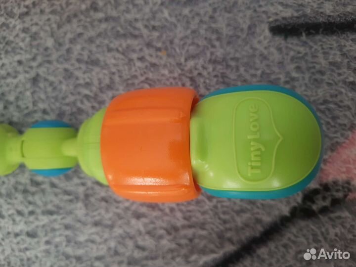 Дуга с игрушками