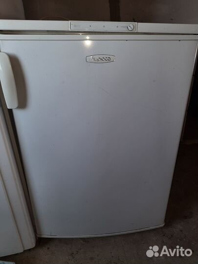 Морозилка Бирюса-14