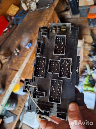 Блок предохранителей vw