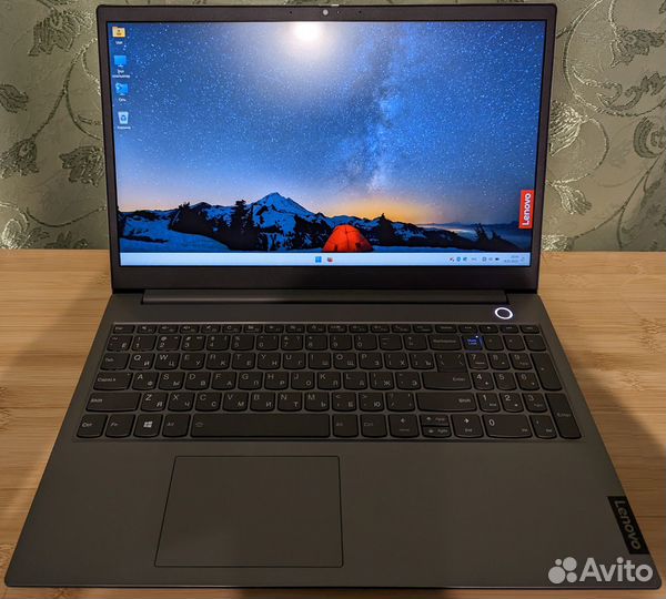 Lenovo Thinkbook 15-IIL i5/8Gb/256Gb почти новый