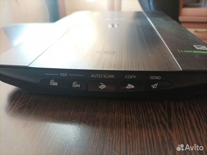 Сканер Canon LiDE 220