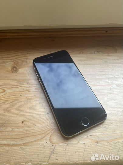 Телефон iPhone 6 на запчасти