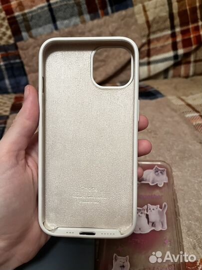 Чехол на iPhone 13