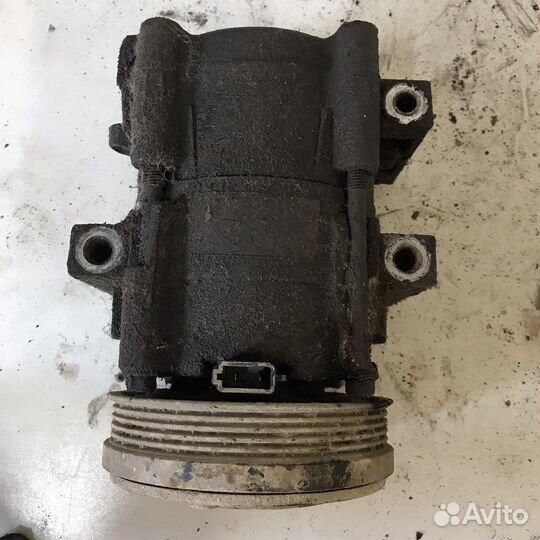 Компрессор кондиционера Ford Mondeo 2 1993-2000