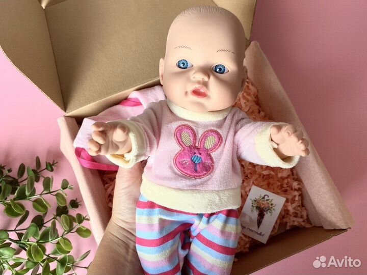 Кукла в подарок девочке