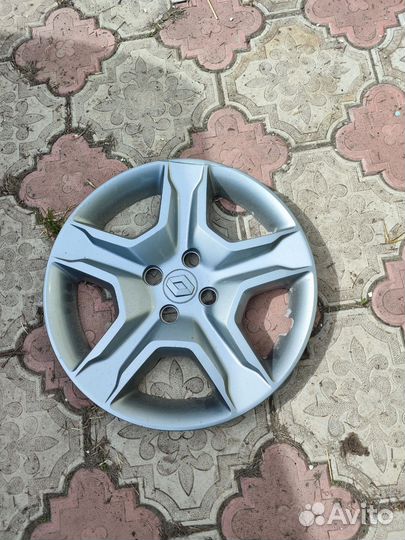 Колпаки на колеса r 16 renault