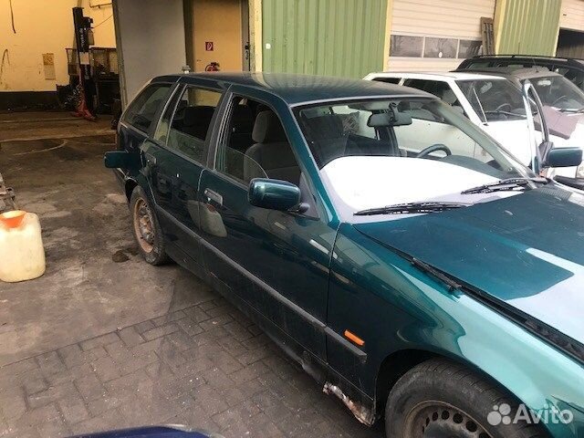 Разбор на запчасти BMW 3 E36