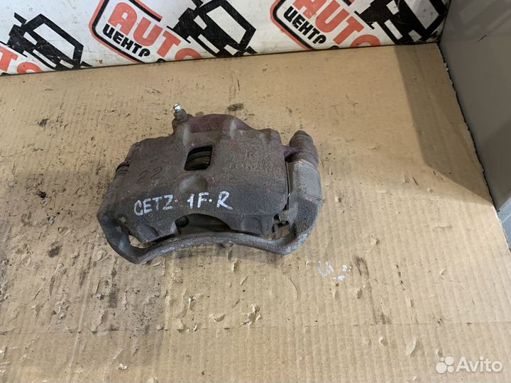 Суппорт передний правый левый Hyundai Getz