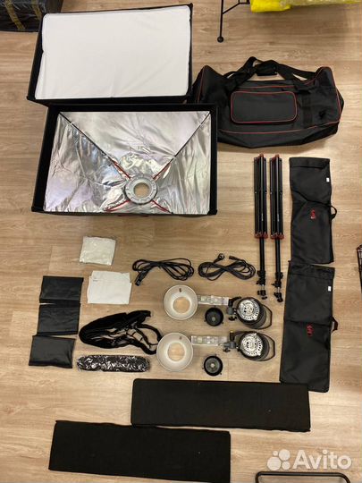 Осветитель Falcon Eyes QL-1000BW v2.0 галогенный