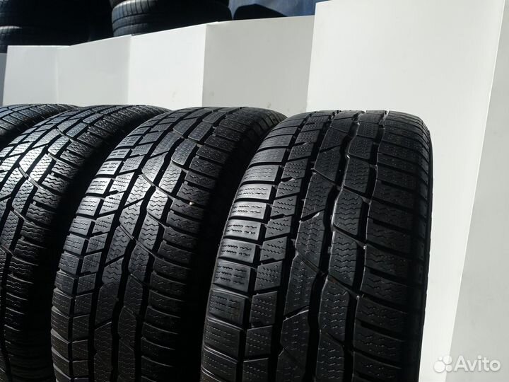 Continental ContiWinterContact TS 830 P 215/50 R17