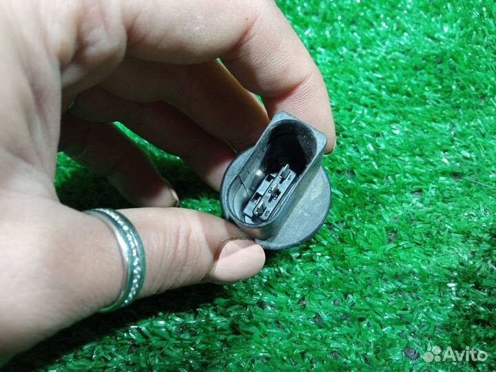 Патрон лампы Granta FL (18) б/у