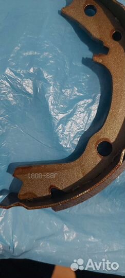 Тормозные колодки lancer 9