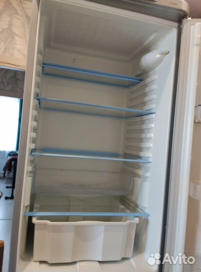 Холодильник бу Indesit