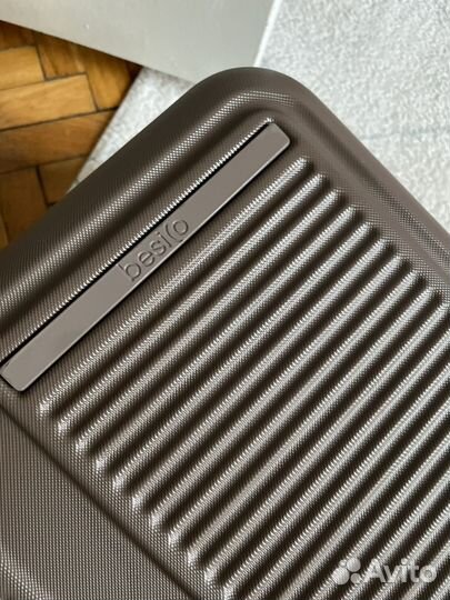 Чемодан besico