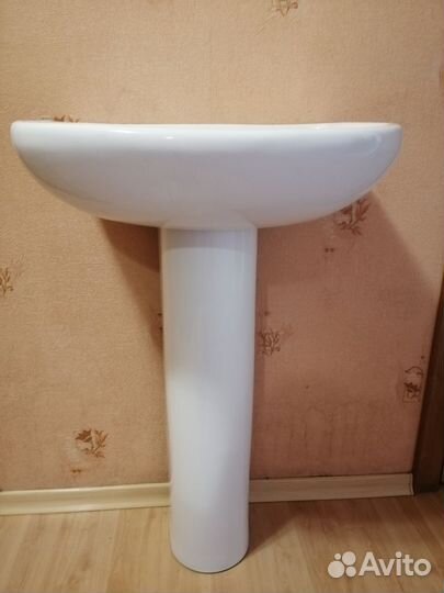 Раковина в ванную умывальник с пьедесталом