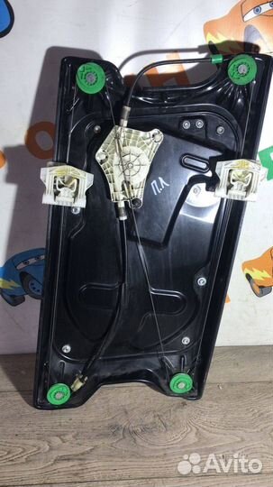 Стеклоподъемник электр. передний левый с моторчик