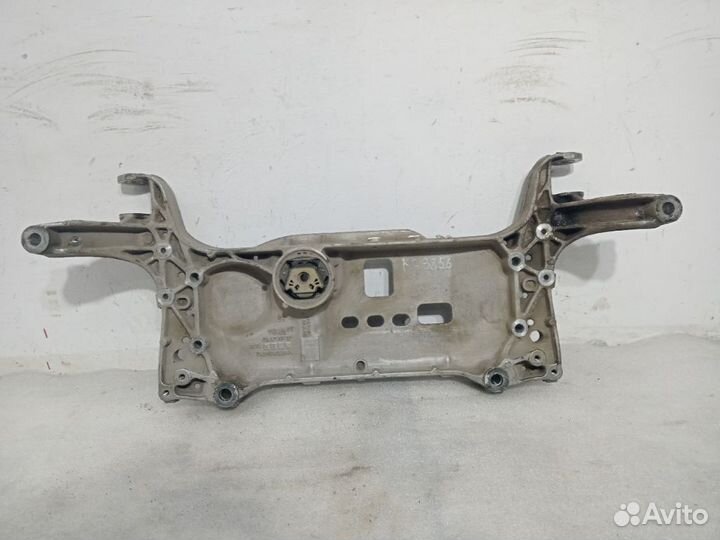 Балка моторная volkswagen passat CC Передняя