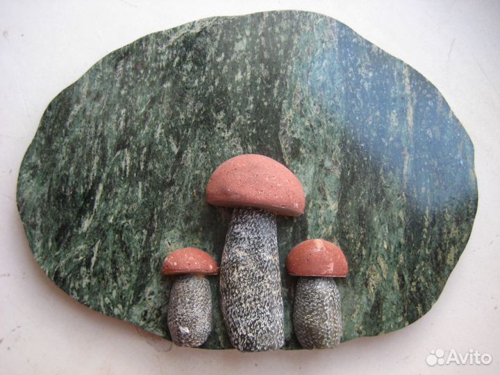 Змеевик. Сувениры Грибы в лесу и Березы