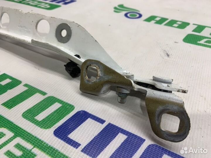 Петля капота правая Citroen C4 Picasso минивен