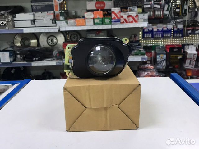 161071L Фара противотуманная VW 195082052