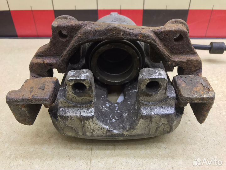 Суппорт передний левый бмв 5 Е39