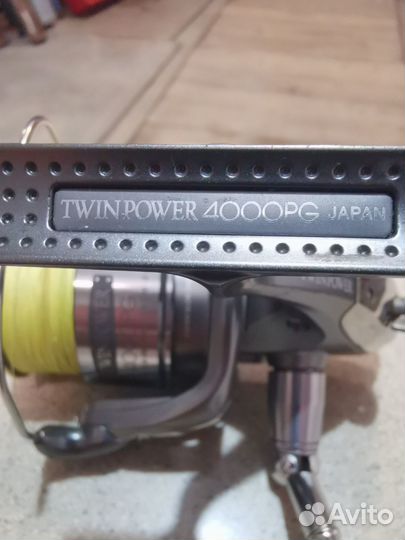 Shimano 02 Twin Power 4000PG