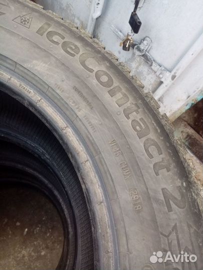 Continental IceContact 2 235/60 R18