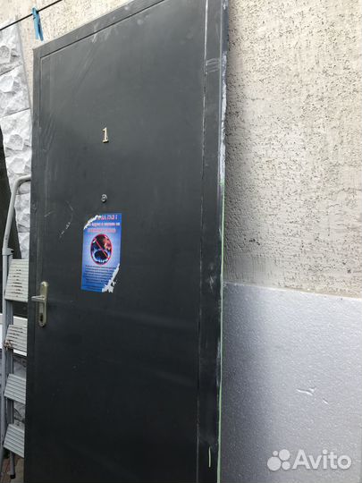 Металлическая дверь бу