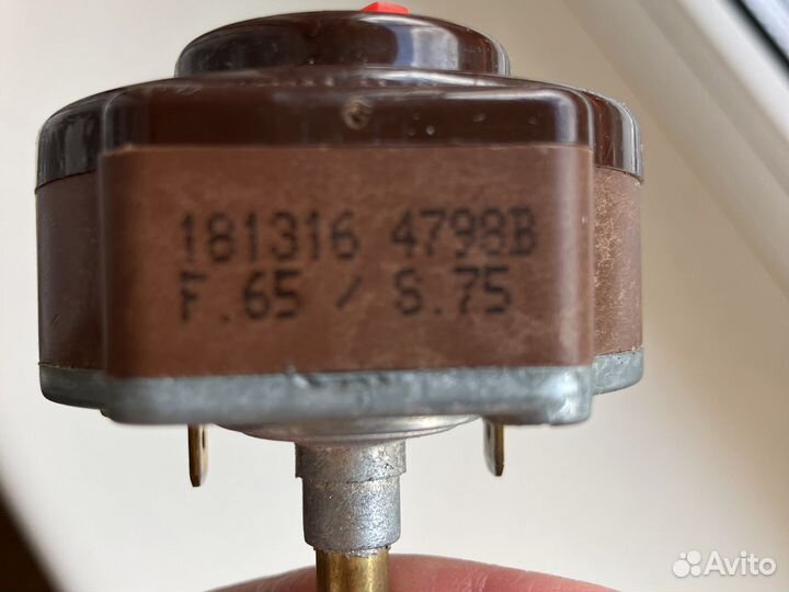 Термостат водонагревателя RTS3