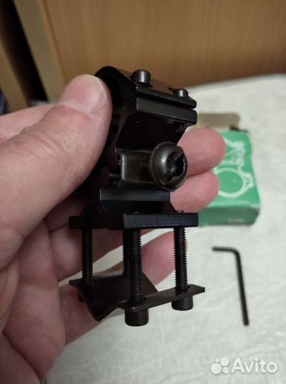 Крепление универсальное