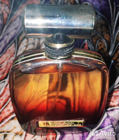 Продаю парфюмерную воду LExtase Nina Ricci