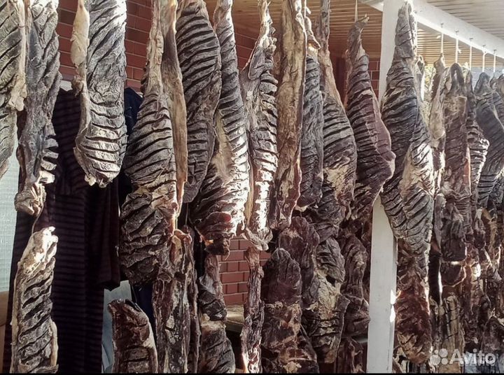 Сушенное мясо и колбаса