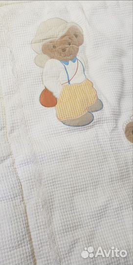 Бортики и одеяло в детскую кроватку